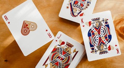 画像1: Red Wheel Playing Cards