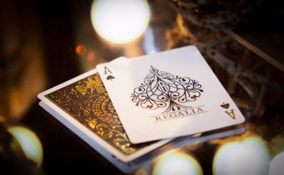 画像1: Regalia Playing Cards