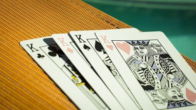 画像2: Malibu V2 Playing Cards by Toomas Pintson