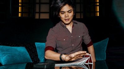 画像3: Limited Edition NOC X Shin Lim Playing Cards