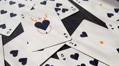 画像2: Limited Edition Betrayers Veritas Playing Cards