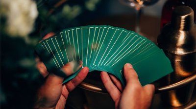 画像2: NOC Out Green and Gold Playing Cards