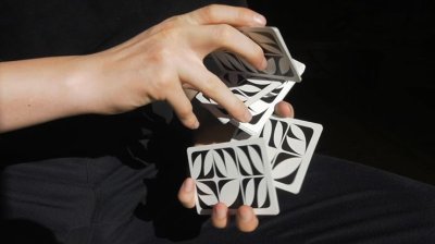 画像3: Paperwave Glyph Edition Playing Cards