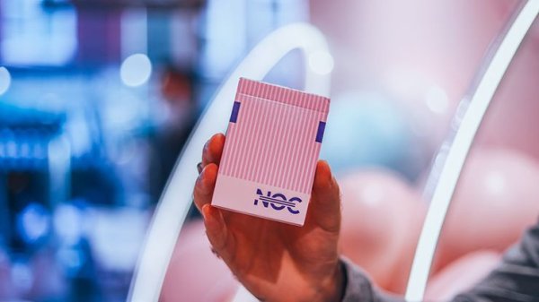 画像1: Limited Edition NOC3000X2 (Pink) Playing Cards (1)