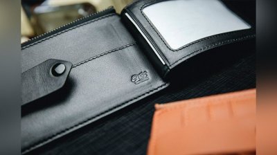 画像2: The Edge Wallet (Black) by TCC (Gimmicks and Online Instructions) 