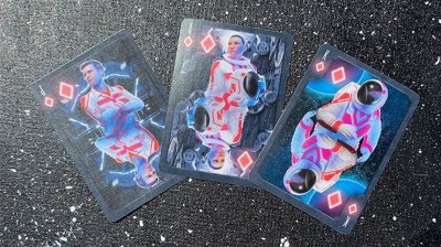 画像1: Gilded Bicycle Astronaut Playing Cards