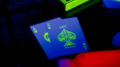 画像1: Fluorescent (Neon Edition) Playing Cards