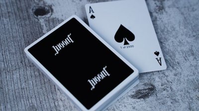 画像1: Juggler Ambigram Playing Cards