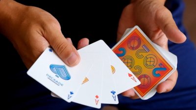 画像3: 2020 DECKADE Playing Cards