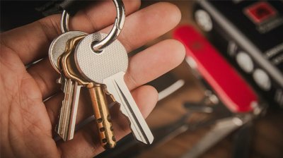 画像3: Swiss Key by Nicholas Lawrence and Hanson Chien