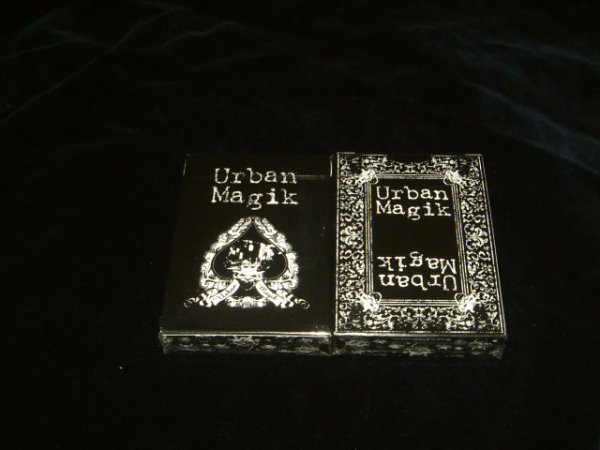 画像1: Urban Magik playing cards (1)